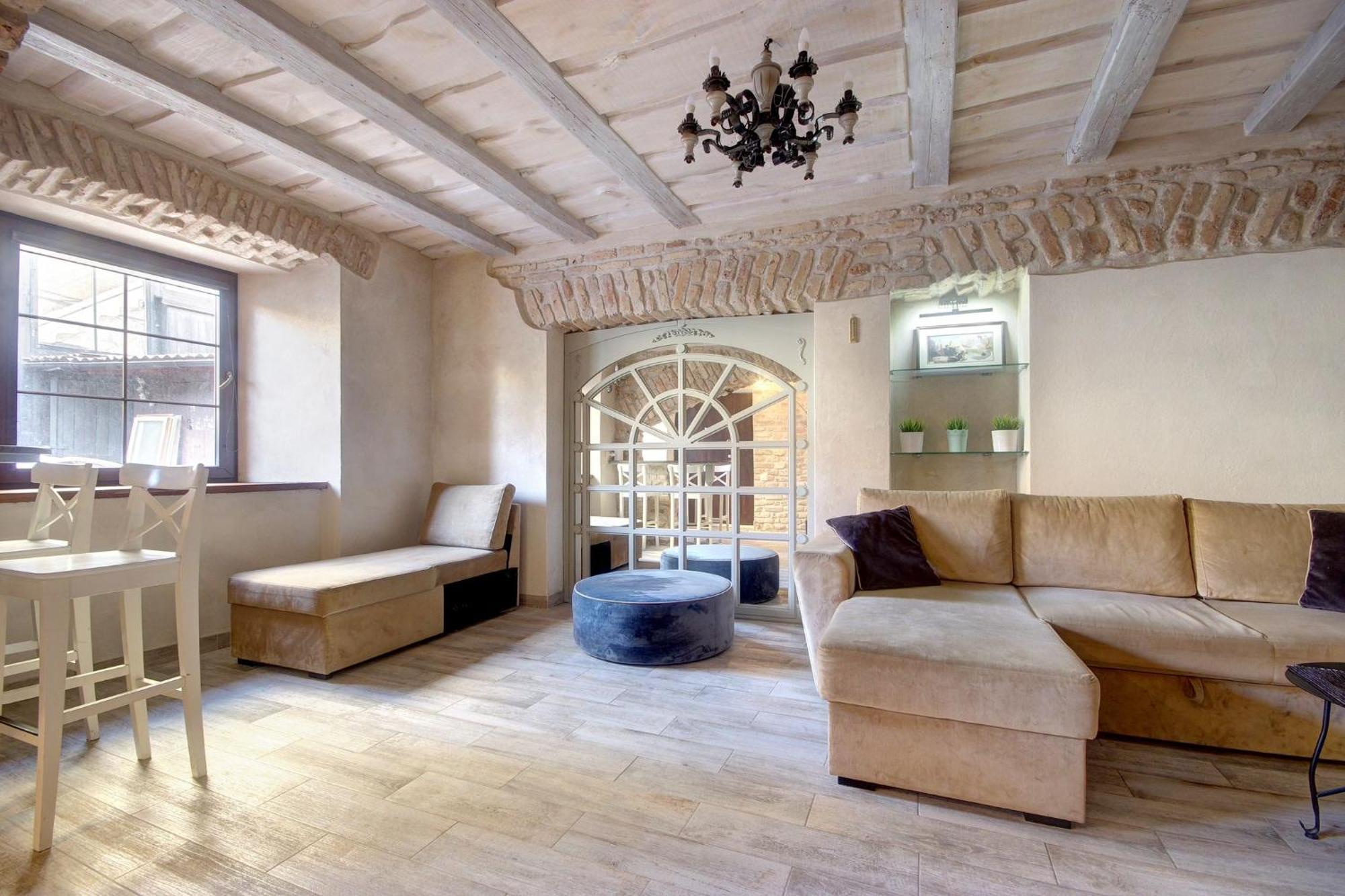 Historical Apartments X Free Parking Self Check In 24X7 By H&H VNO Exterior photo